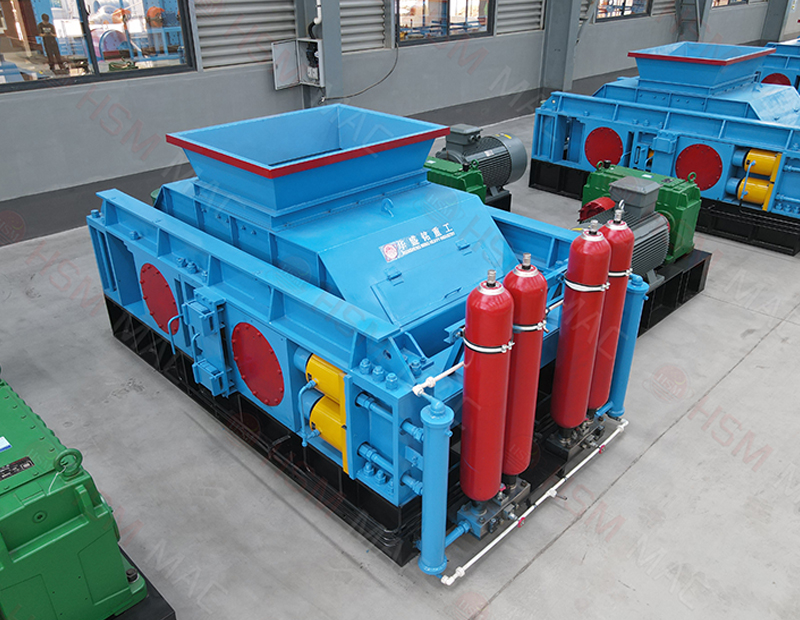 液壓對輥制砂機褐鐵礦與磷礦干選破碎利器，輕松產出1-5mm細砂